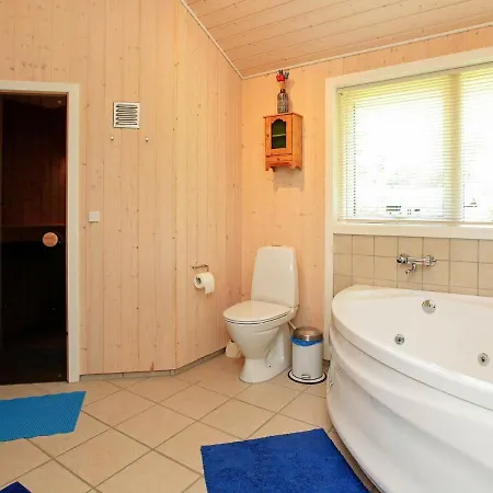 Дом отдыха Three-bedroom Holiday In 15 Vejby